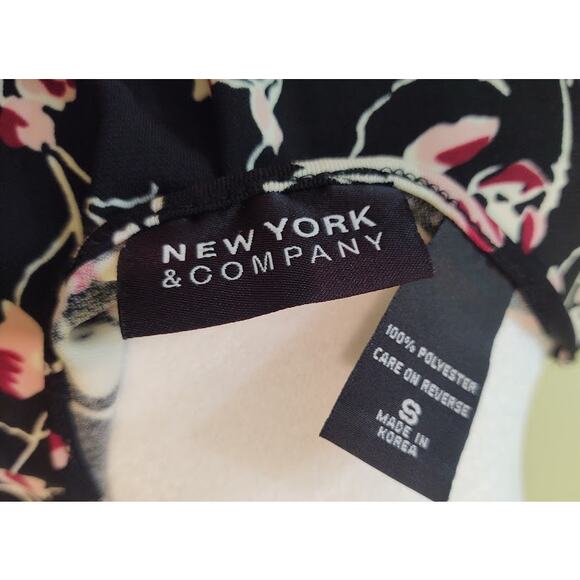 Size Small Dress New York & Company - Picture 4 of 4